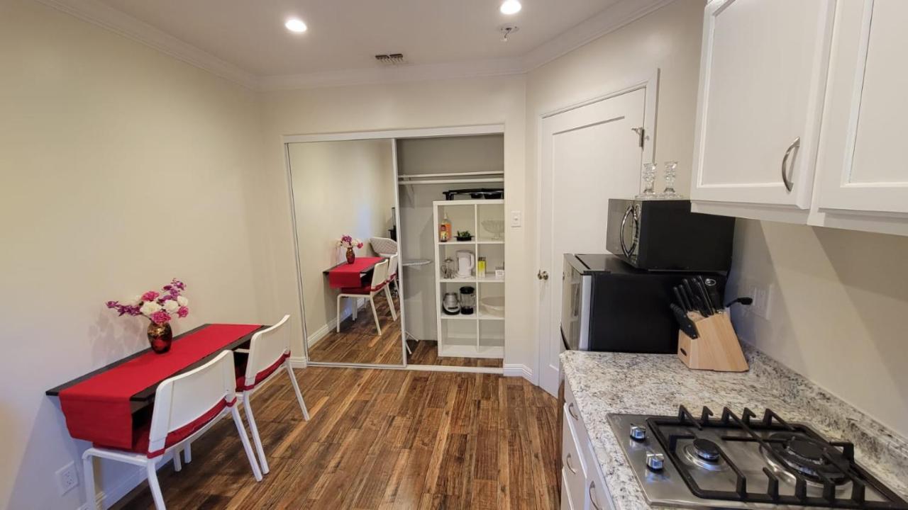 Adorable Modern Guesthouse With Full Kitchen Λος Άντζελες Εξωτερικό φωτογραφία